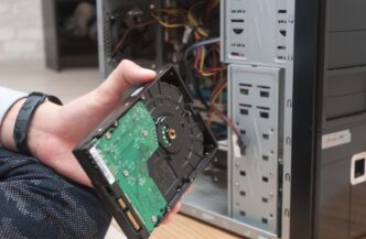 Ile lat można przechowywać dane na dysku SSD?